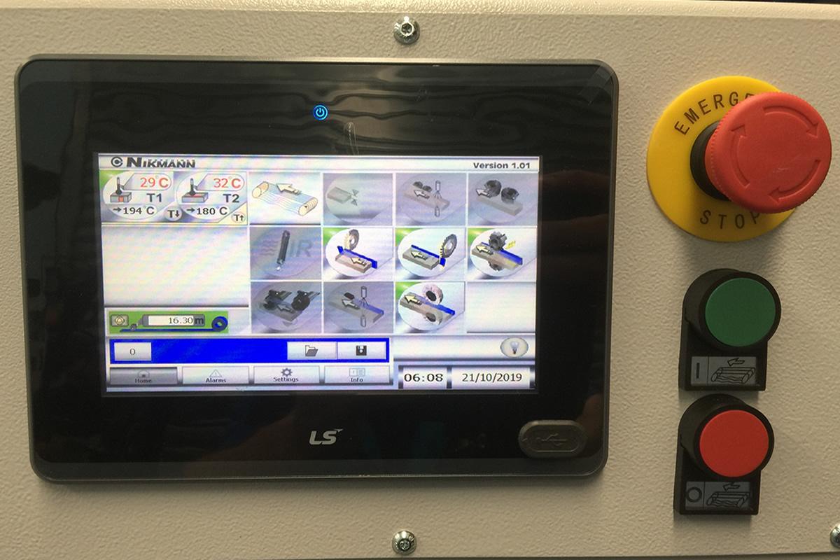 Touch screen for edgebanders